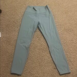 Amazon Essentials Women's High-Waist Leggings